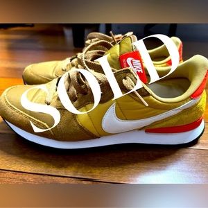 Nike Internationalist Women's Shoes Women’s Size 11
